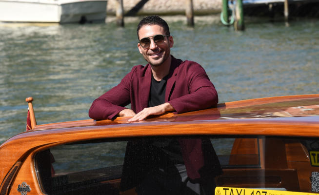 Venezia 77 Miguel Angel Silvestre Aspettando La Casa Di Carta Flipboard